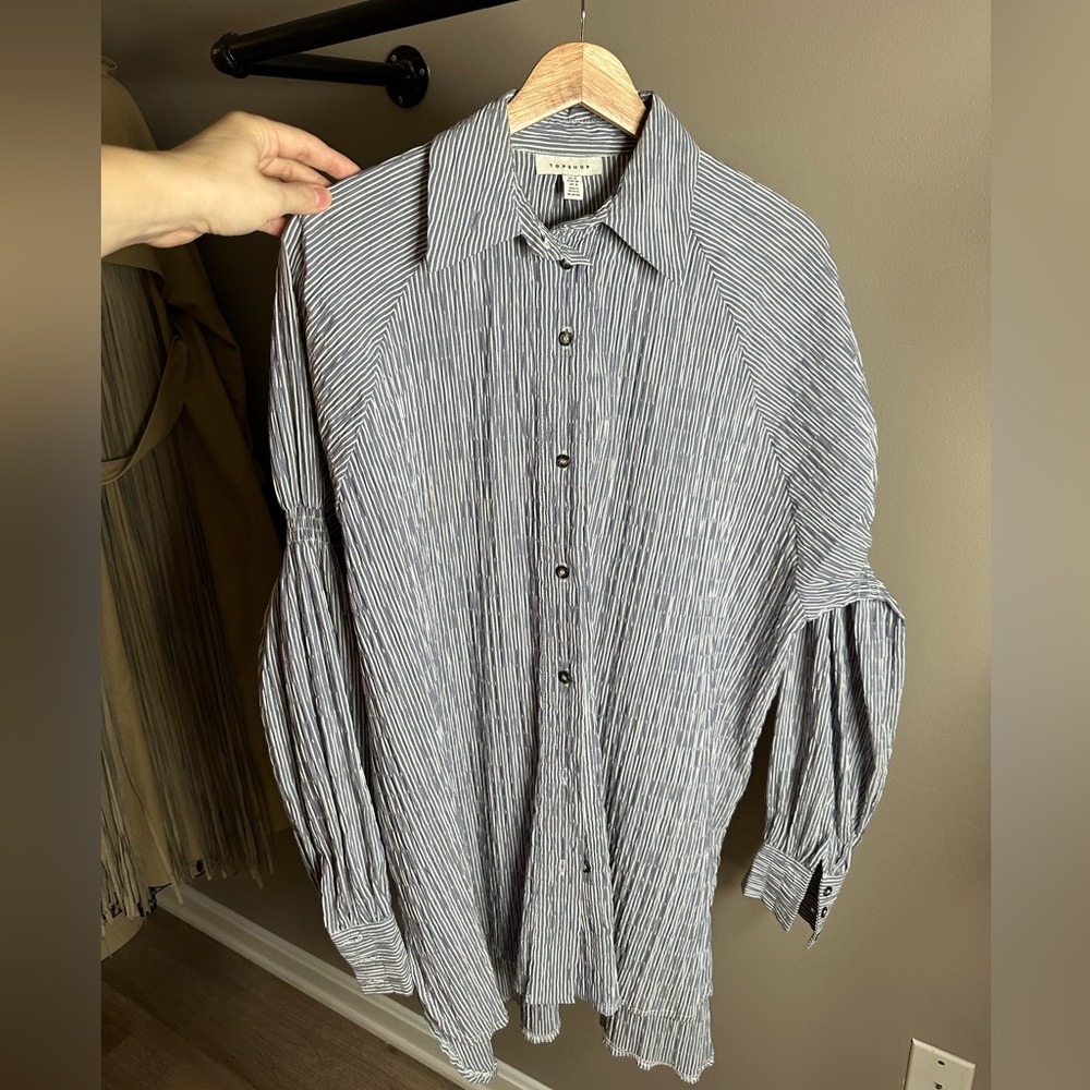 Top shop patterned button down